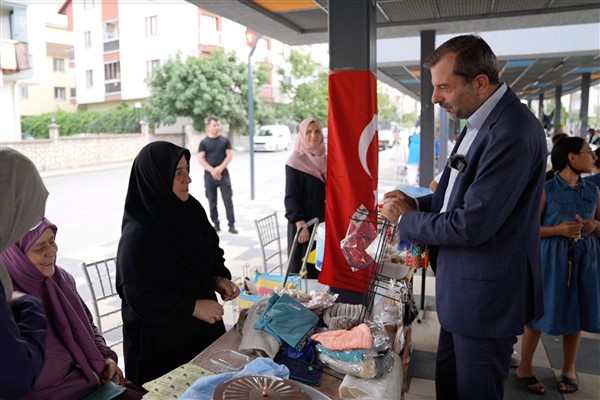 Gürsu Belediyesi Maharetli Eller Çarşısı’nda el emeği ürünler satışa sunuldu