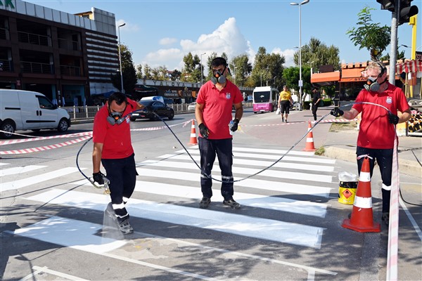 Yalova’da yaya yolları iyileştirme çalışmaları sürdürülüyor