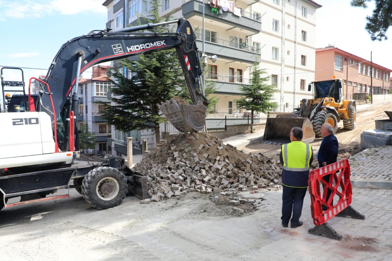 Başkan Esen, çalışmaları yerinde inceledi