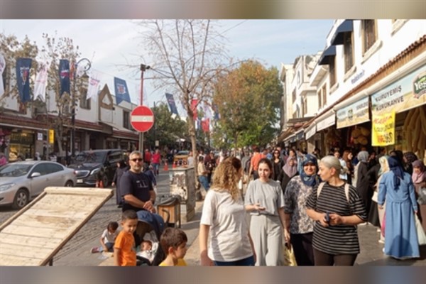 Sur Kültür Yolu Festivali kapsamında turistler bölgeyi ziyaret ediyor