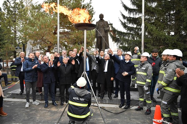 Başkan Büyükkılıç, Sarız İlçesi Doğal Gaz Verme Töreni’ne katıldı