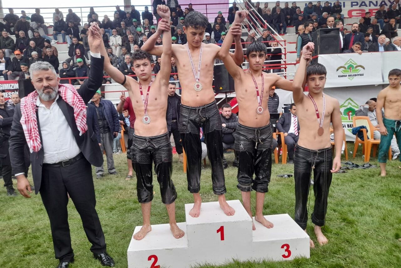 Çankırı Belediyesi Spor Kulübü haftaya yeni madalyalar ile başladı