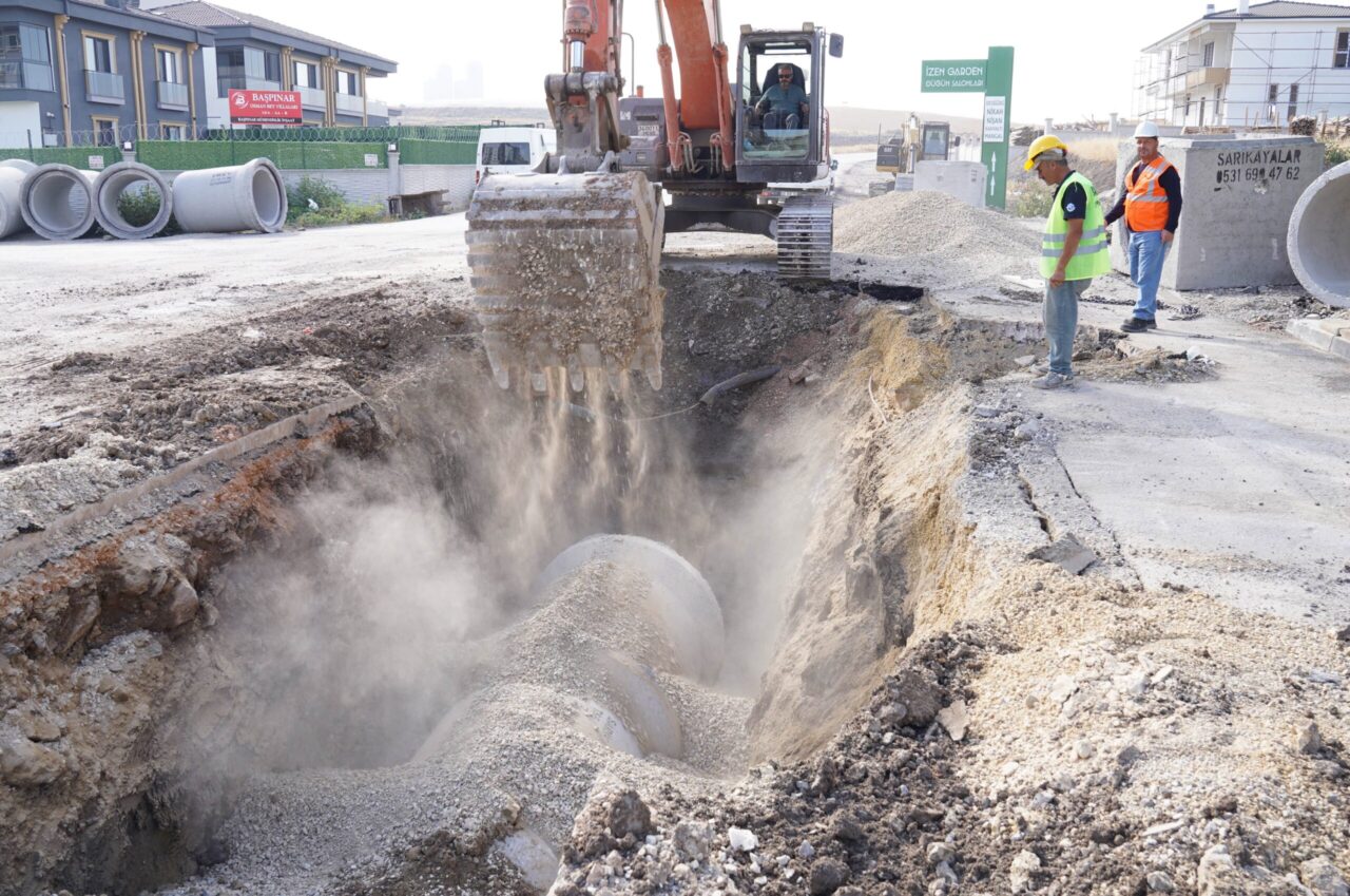 Etimesgut’a 9 kilometre yeni yağmur suyu hattı yapılıyor