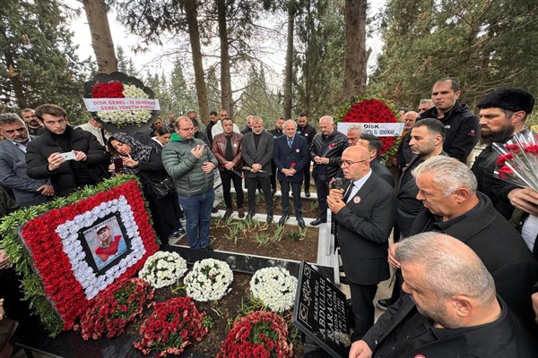 İzmit Belediyesi CHP Meclis Üyesi Ercan,Abdullah Karacan’ın anma törenine katıldı