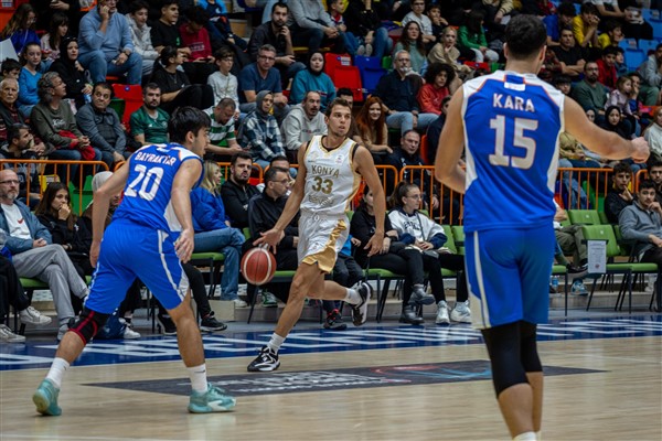 Konya Büyükşehir Belediyesi basketbol takımları, haftayı galibiyetle tamamladı