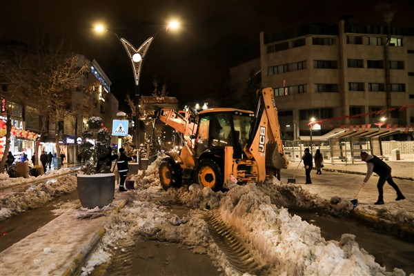 Van Büyükşehir Belediyesi, dün